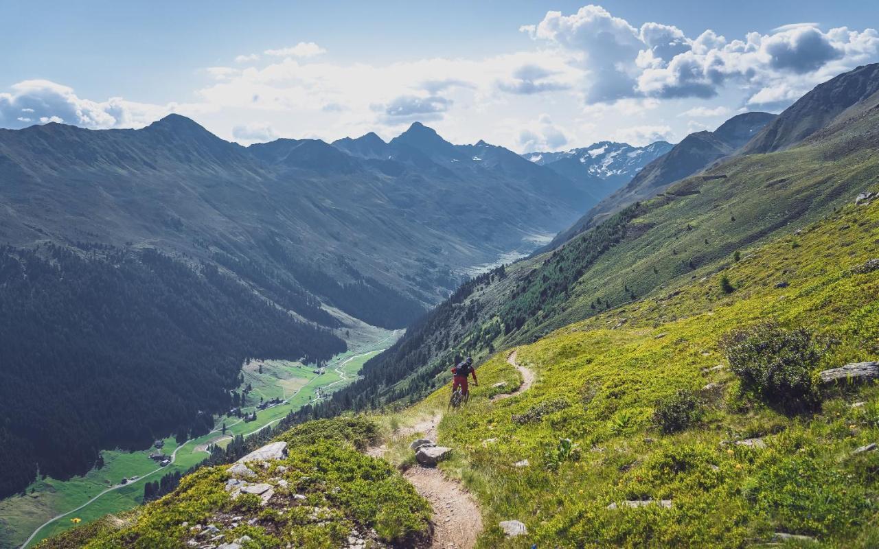 Hotel Alte Post By Mountain Hotels Davos Luaran gambar